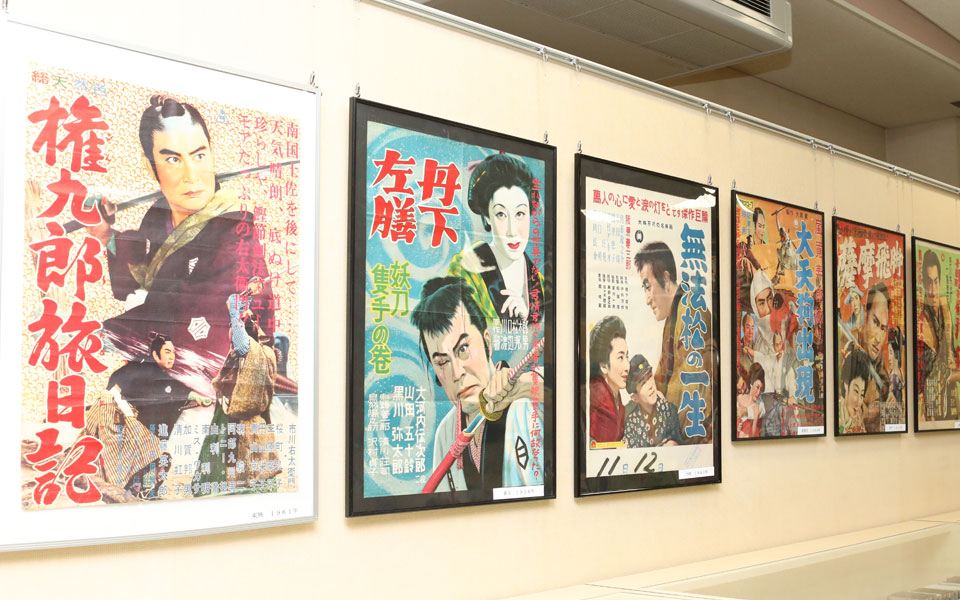 映画ポスター